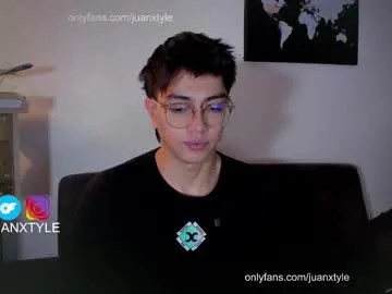 monicaflower – webcam model profile photo Image 11