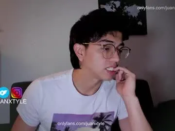 monicaflower – webcam model profile photo Image 18