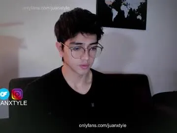 monicaflower – webcam model profile photo Image 4