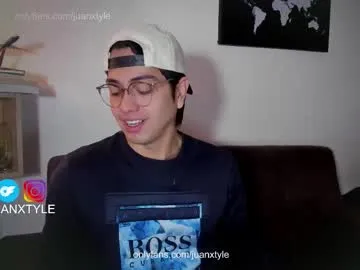 monicaflower – webcam model profile photo Image 8