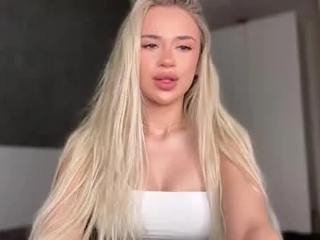 idkusethis – webcam model profile photo Image 9