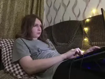 poisonflowers – webcam model profile photo Image 3