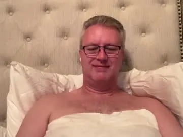 your_priya_77 – webcam model profile photo Image 2