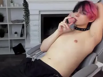 delilah_blazee – webcam model profile photo Image 16