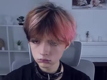 delilah_blazee – webcam model profile photo Image 2