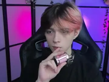 delilah_blazee – webcam model profile photo Image 3