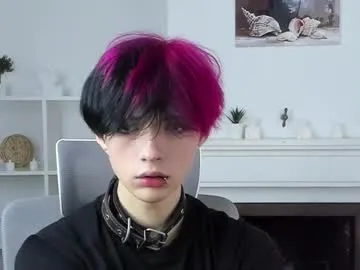 delilah_blazee – webcam model profile photo Image 7