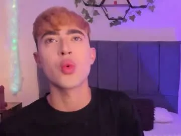 AlesandraMachado – webcam model profile photo Image 9