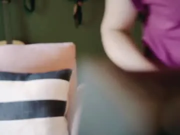 jaderose373 – webcam model profile photo Image 4