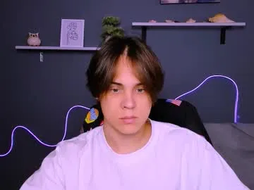 KylieSummer – webcam model profile photo Image 18