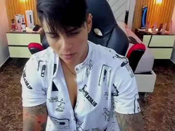 indiandesiguys2023 – webcam model profile photo Image 8