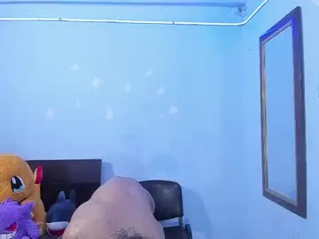 keranimaralaa33409304290 – webcam model profile photo Image 8