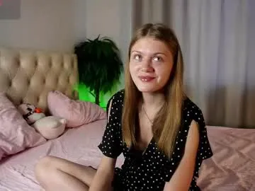 tvycas7 – webcam model profile photo Image 15