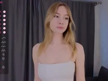 iamsomeone1234 – webcam model profile photo Image 8