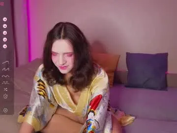 LeiaKesh – webcam model profile photo Image 2