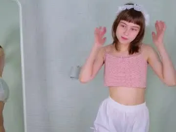 iamsomeone1234 – webcam model profile photo Image 2