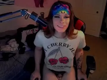 AryaCox – webcam model profile photo Image 2