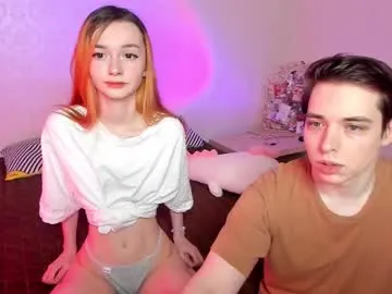 lolaa_darling – webcam model profile photo Image 3