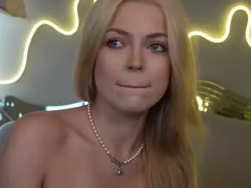 MiaRosey – webcam model profile photo Image 18