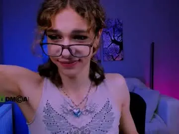 mae_nathan – webcam model profile photo Image 17