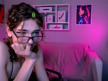 mae_nathan – webcam model profile photo Image 9