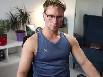 exclusivecourtney – webcam model profile photo Image 13