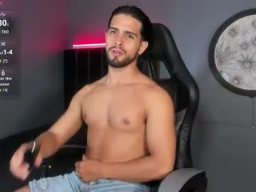 curlytwinkboy – webcam model profile photo Image 16