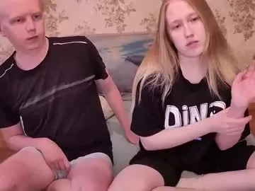 priyu_ – webcam model profile photo Image 11