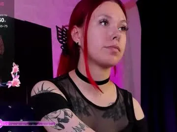 EveRine – webcam model profile photo Image 2