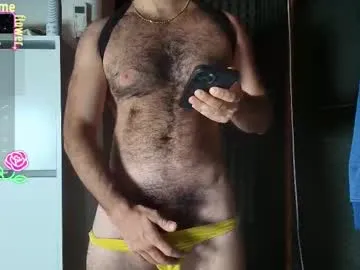 iamsomeone1234 – webcam model profile photo Image 10