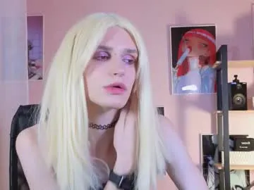 TeffyLaRose – webcam model profile photo Image 10