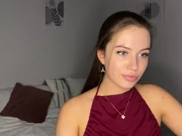 tvycas7 – webcam model profile photo Image 3