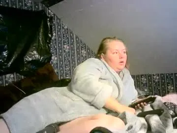 EmiliaWalker – webcam model profile photo Image 14