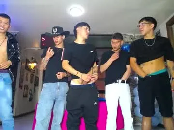 IssabellaKorz – webcam model profile photo Image 10