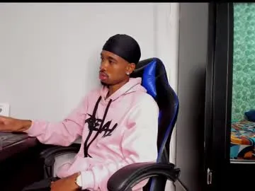 calehot98 – webcam model profile photo Image 11