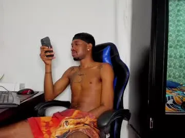 calehot98 – webcam model profile photo Image 6