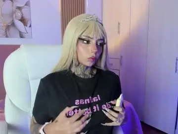 tvycas7 – webcam model profile photo Image 3