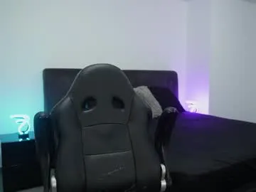 EmiliaWalker – webcam model profile photo Image 9