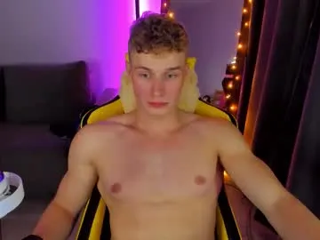 KarinAss – webcam model profile photo Image 13