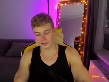 KarinAss – webcam model profile photo Image 18