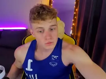 KarinAss – webcam model profile photo Image 3