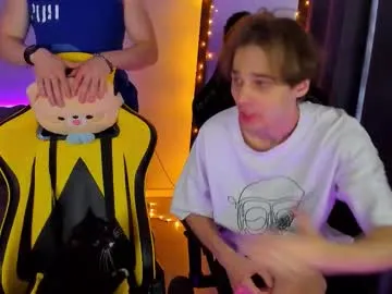 KarinAss – webcam model profile photo Image 5