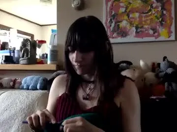 mae_nathan – webcam model profile photo Image 2