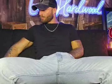 mae_nathan – webcam model profile photo Image 6