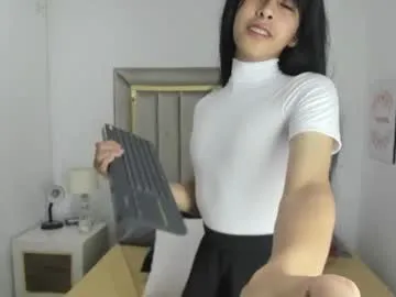 puneripiya – webcam model profile photo Image 15