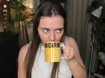 VictoriaAsh – webcam model profile photo Image 11