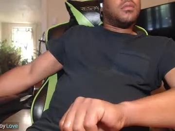 sofiakhanxo – webcam model profile photo Image 7