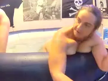 LiliDavison – webcam model profile photo Image 5