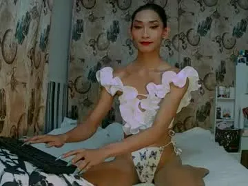 phatassblond – webcam model profile photo Image 11