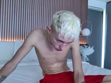 Sandra – webcam model profile photo Image 9